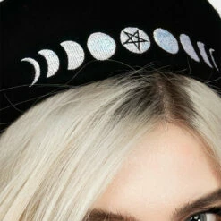 CAF1 Lunar Embroidered Beret 13 CAF1 Lunar Embroidered Beret -Cheap Disturbia Shop AW22CA72 LUNAR EMBROIDERED BERET 013 800x