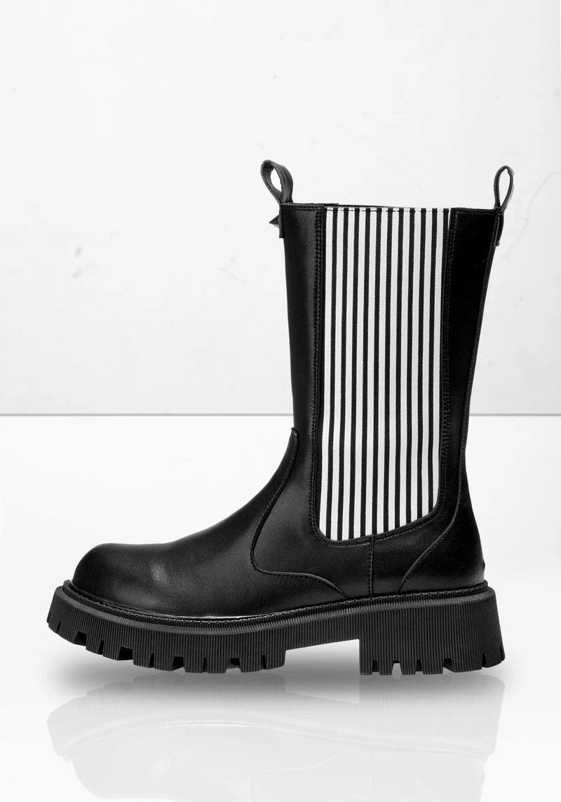 CHI1 BEETLE BOOTS 9 CHI1 BEETLE BOOTS - Image 7